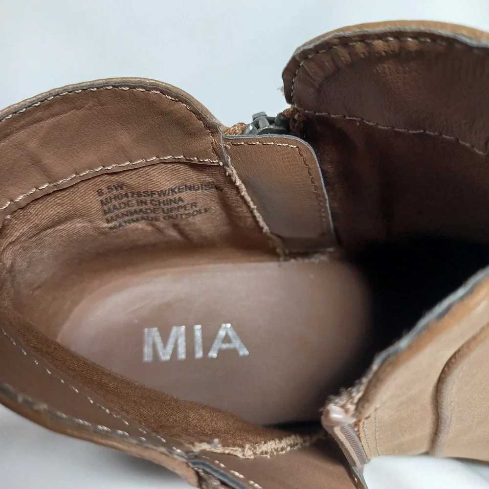 MIA Women's Kendis Double Zip Faux Leather Ankle Boots Size 8.5W